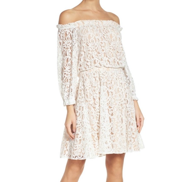 Chelsea28 Dresses & Skirts - Chelsea 28 lace dress
